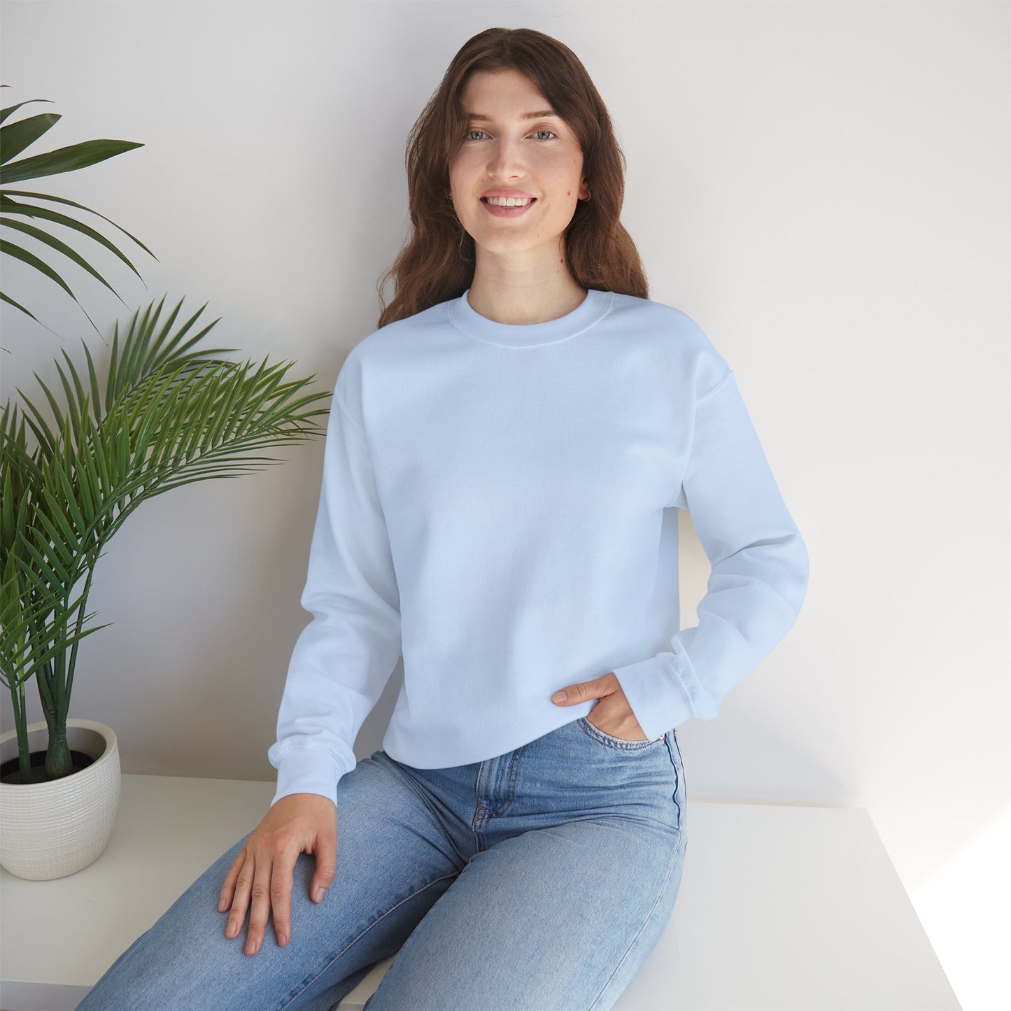 Most Amazing Mom Heavy Blend™ Crewneck Sweatshirt